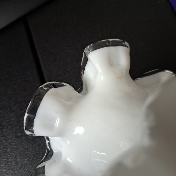 Fenton Silvercrest White Milk Glass Ruffled Melon Vase Elegant Home Decor - Picture 14 of 15